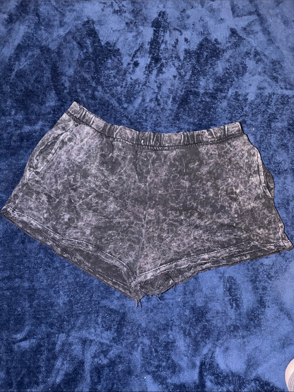 Mineral-Wash Black Shorts